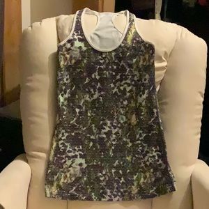 Lululemon Tank floral Size Small